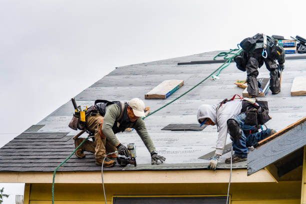 Professional Roofing technician working in Orinda, CA